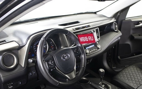 Toyota RAV4, 2015 год, 1 778 000 рублей, 9 фотография