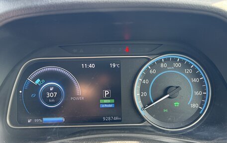 Nissan Leaf II, 2020 год, 2 400 000 рублей, 14 фотография