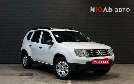 Renault Duster I рестайлинг, 2014 год, 890 000 рублей, 3 фотография