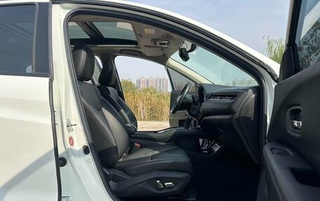 Honda Vezel, 2025 год, 2 320 000 рублей, 16 фотография