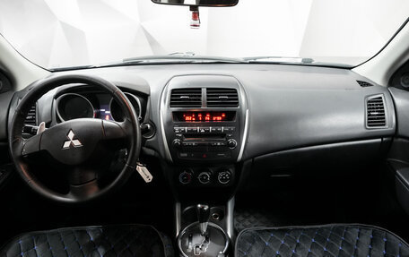 Mitsubishi ASX I рестайлинг, 2011 год, 890 000 рублей, 11 фотография