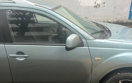 Mitsubishi Outlander III рестайлинг 3, 2007 год, 660 000 рублей, 3 фотография