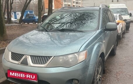 Mitsubishi Outlander III рестайлинг 3, 2007 год, 660 000 рублей, 5 фотография