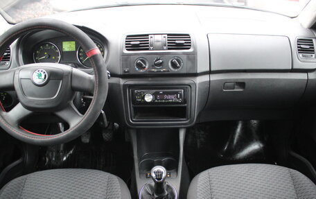 Skoda Fabia II, 2010 год, 405 000 рублей, 14 фотография