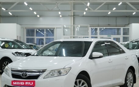 Toyota Camry, 2013 год, 1 839 000 рублей, 3 фотография