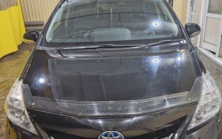 Toyota Prius Alpha I (ZVW40/41), 2014 год, 1 110 000 рублей, 1 фотография