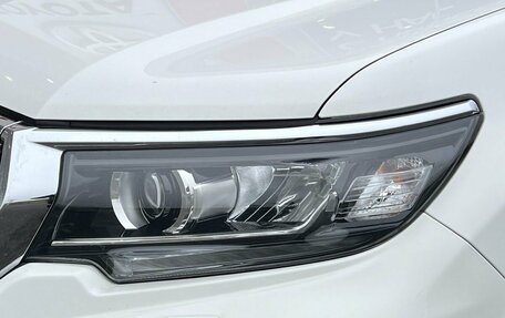 Toyota Land Cruiser Prado 150 рестайлинг 2, 2018 год, 4 250 000 рублей, 9 фотография