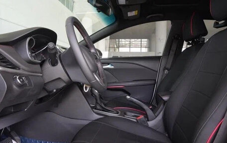 Chevrolet Monza, 2022 год, 1 010 000 рублей, 7 фотография