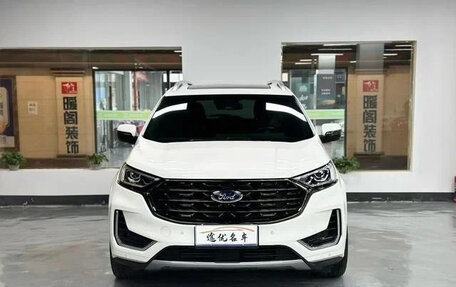 Ford Edge II рестайлинг, 2021 год, 2 800 000 рублей, 2 фотография