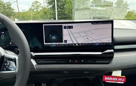 BMW 5 серия, 2025 год, 10 695 560 рублей, 28 фотография