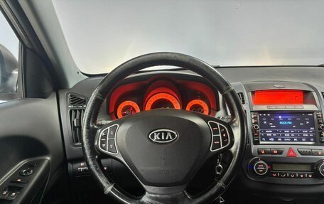 KIA cee'd I рестайлинг, 2009 год, 750 000 рублей, 14 фотография