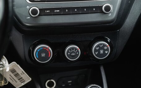 KIA Rio III рестайлинг, 2015 год, 1 100 000 рублей, 21 фотография