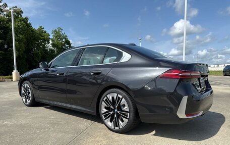 BMW 5 серия, 2025 год, 10 185 110 рублей, 7 фотография