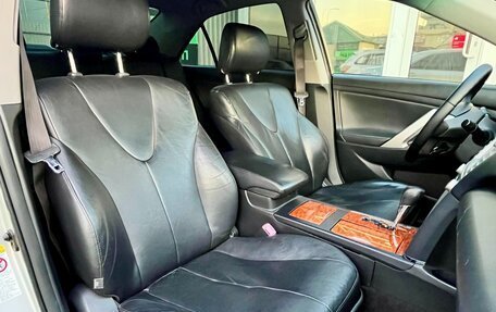 Toyota Camry, 2010 год, 1 200 000 рублей, 10 фотография