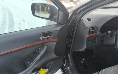 Toyota Avensis III рестайлинг, 2005 год, 710 000 рублей, 7 фотография