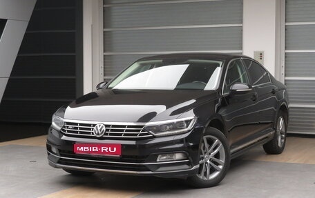 Volkswagen Passat B8 рестайлинг, 2017 год, 1 990 000 рублей, 1 фотография