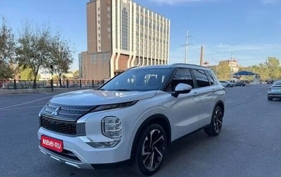 Mitsubishi Outlander, 2022 год, 2 600 000 рублей, 1 фотография