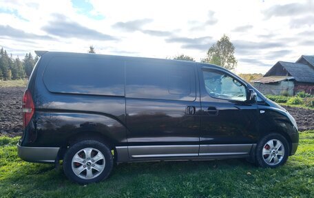 Hyundai Grand Starex Grand Starex I рестайлинг 2, 2011 год, 1 850 000 рублей, 8 фотография