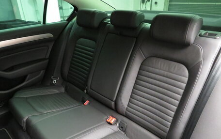 Volkswagen Passat B8 рестайлинг, 2017 год, 1 990 000 рублей, 22 фотография