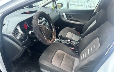 KIA cee'd III, 2013 год, 800 000 рублей, 13 фотография