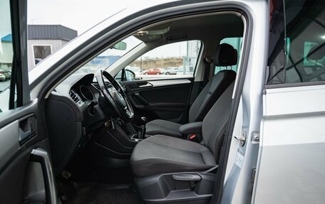 Volkswagen Tiguan II, 2019 год, 2 150 000 рублей, 10 фотография