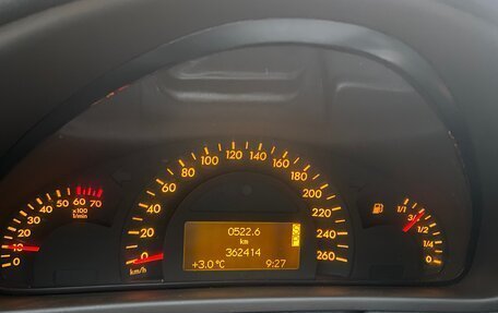 Mercedes-Benz C-Класс, 2003 год, 850 000 рублей, 9 фотография