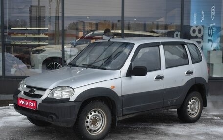 Chevrolet Niva I рестайлинг, 2009 год, 345 000 рублей, 1 фотография