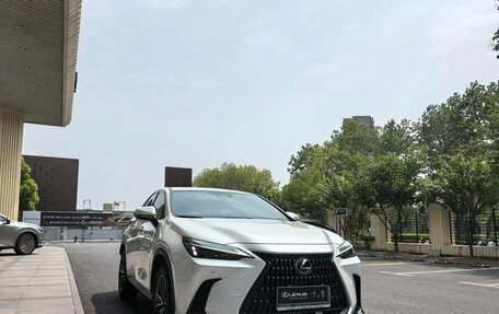 Lexus NX, 2022 год, 4 750 000 рублей, 2 фотография