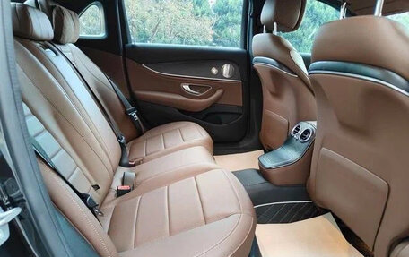 Mercedes-Benz E-Класс, 2021 год, 4 200 000 рублей, 4 фотография