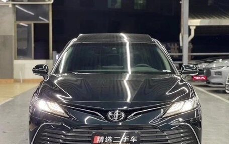 Toyota Camry, 2021 год, 3 000 000 рублей, 2 фотография