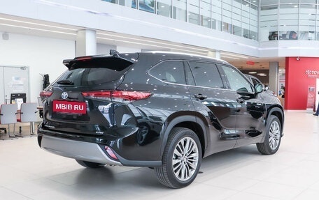 Toyota Highlander, 2025 год, 6 600 000 рублей, 6 фотография