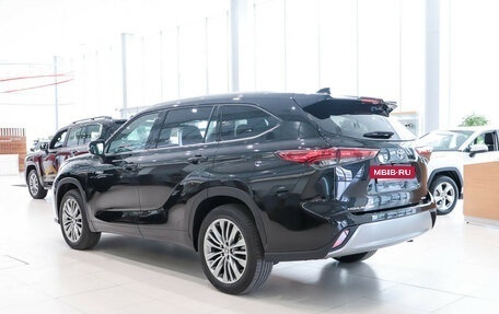 Toyota Highlander, 2025 год, 6 600 000 рублей, 5 фотография