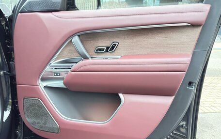 Land Rover Range Rover IV рестайлинг, 2025 год, 26 250 000 рублей, 22 фотография