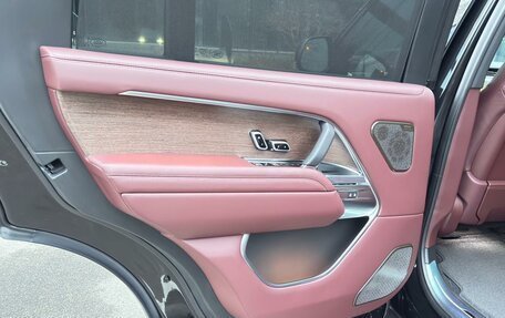 Land Rover Range Rover IV рестайлинг, 2025 год, 26 250 000 рублей, 26 фотография