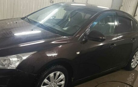 Chevrolet Cruze II, 2013 год, 650 000 рублей, 3 фотография