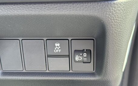 Honda Fit, 2022 год, 1 095 000 рублей, 7 фотография