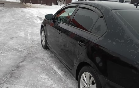 Volkswagen Jetta VI, 2013 год, 965 000 рублей, 3 фотография