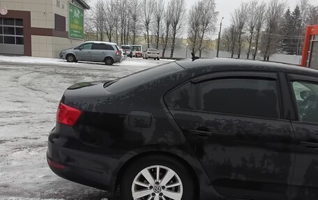 Volkswagen Jetta VI, 2013 год, 965 000 рублей, 4 фотография