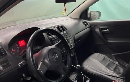 Volkswagen Polo VI (EU Market), 2011 год, 430 000 рублей, 5 фотография