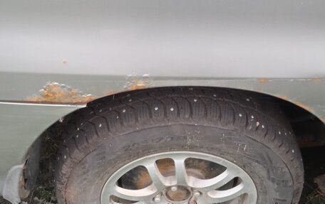 KIA Carnival III, 2005 год, 600 000 рублей, 13 фотография