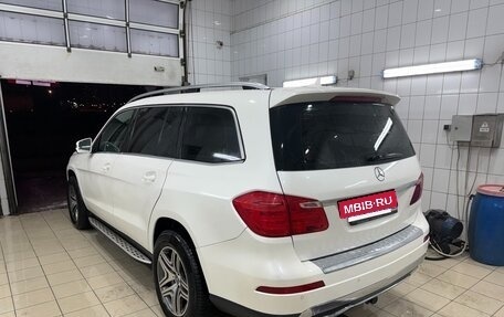 Mercedes-Benz GL-Класс, 2013 год, 3 000 000 рублей, 7 фотография