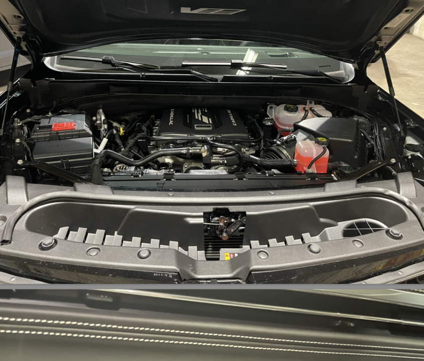 Cadillac Escalade V, 2025 год, 28 300 000 рублей, 17 фотография