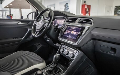 Volkswagen Tiguan II, 2020 год, 3 148 000 рублей, 34 фотография