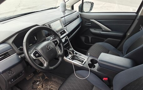 Mitsubishi Xpander, 2023 год, 2 700 000 рублей, 5 фотография