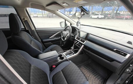 Mitsubishi Xpander, 2023 год, 2 700 000 рублей, 3 фотография