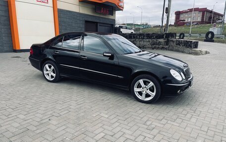 Mercedes-Benz E-Класс, 2004 год, 885 000 рублей, 3 фотография