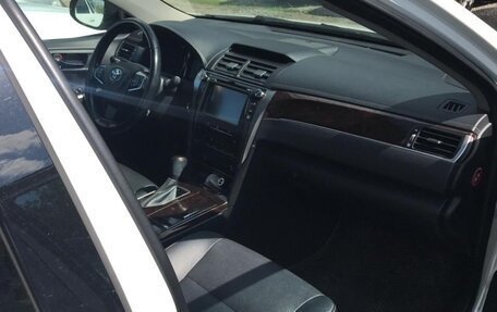 Toyota Camry, 2015 год, 2 350 000 рублей, 8 фотография