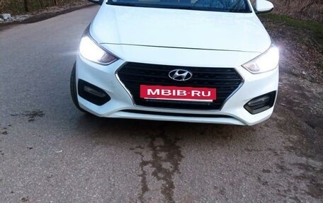 Hyundai Solaris II рестайлинг, 2017 год, 1 025 000 рублей, 14 фотография