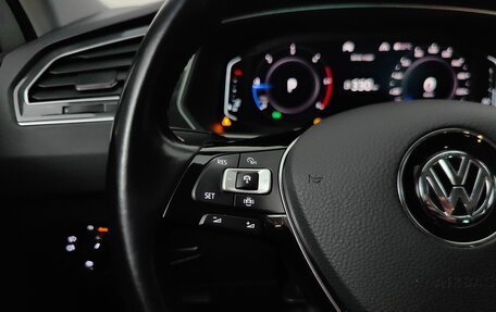 Volkswagen Tiguan II, 2020 год, 3 259 000 рублей, 17 фотография