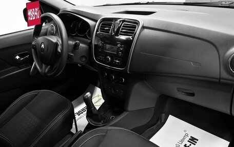 Renault Logan II, 2015 год, 745 000 рублей, 14 фотография